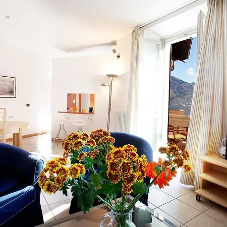 Apartment Centro Con 3 Balconi *