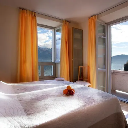 Centro Con 3 Balconi Apartment *